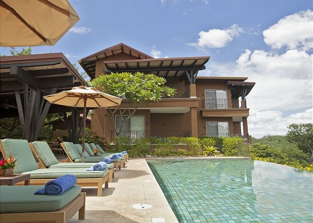 Costa Rica Vacation Homes near Great Surfing Destinations